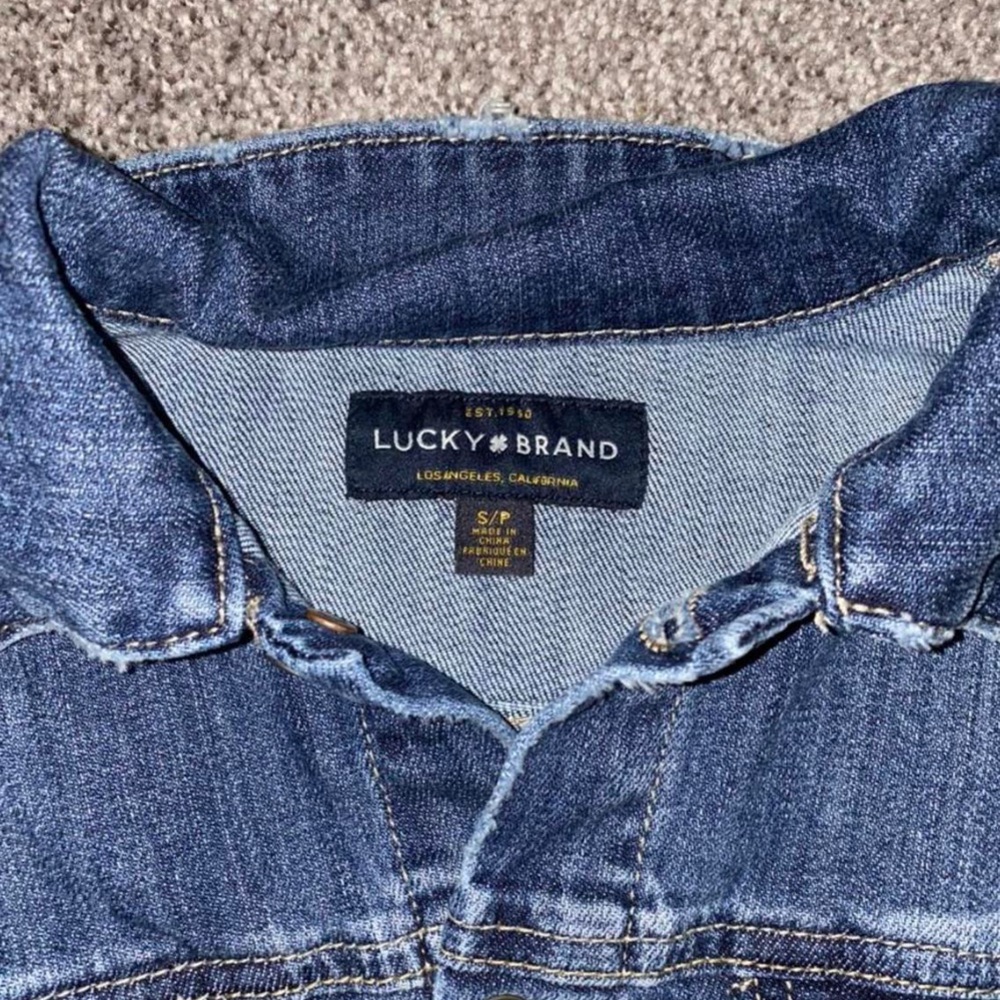 Lucky Brand cropped jean jacket